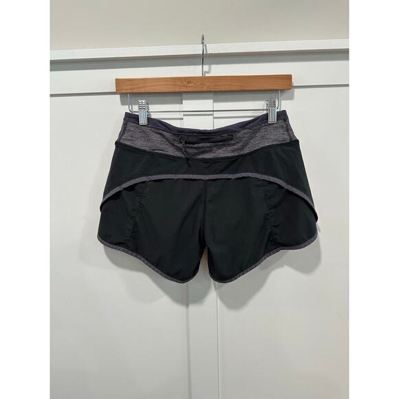 Lululemon Lined Athletic Shorts Size 4 - Picture 2 of 4